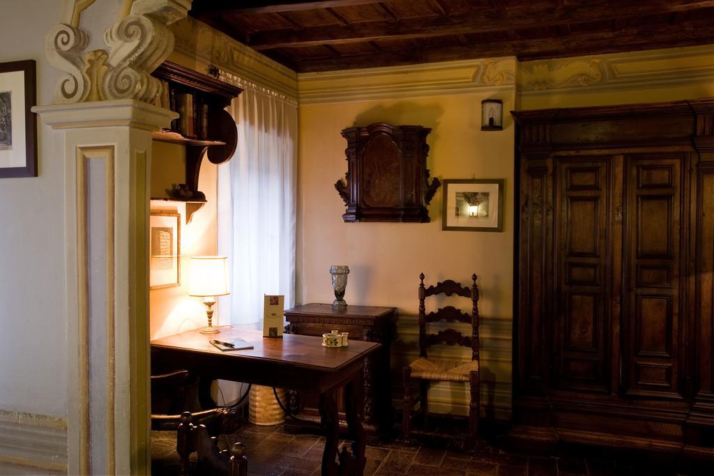 Hotel Residenza D'Epoca Eremo Delle Grazie Monteluco Habitación foto