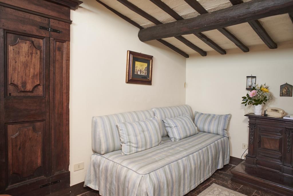 Hotel Residenza D'Epoca Eremo Delle Grazie Monteluco Habitación foto